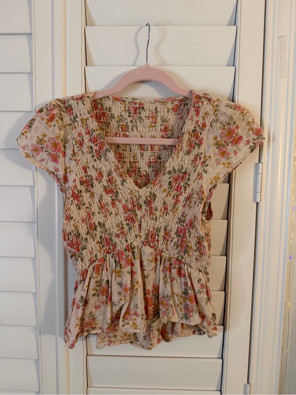 American eagle Women's Floral Smocked V-Neck Peplum Top - Cream with Pink Floral
